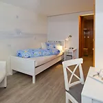 מלון Garni Torkelbuendte 3*