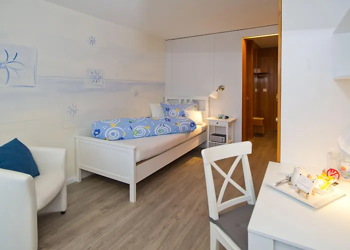 Hotel Garni Torkelbuendte 3*